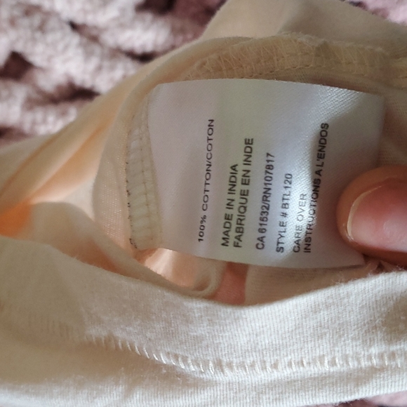 Raise the rose t-shirt - Picture 6 of 6